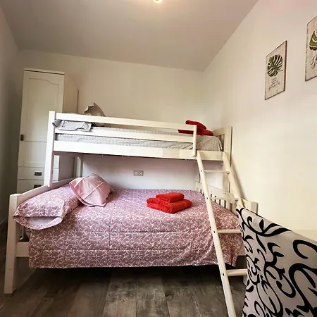 A8 - En La Carihuela, 2 Dormitorios, Wifi, A 100 Metros De La Playa Торремолинос