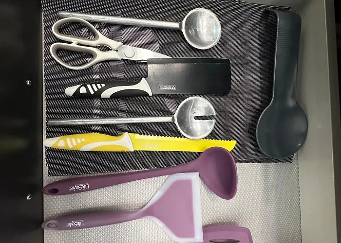 A8 - En La Carihuela, 2 Dormitorios, Wifi, A 100 Metros De La Playa * Torremolinos