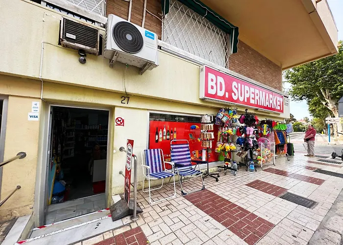 Apartamento A8 - En La Carihuela, 2 Dormitorios, Wifi, A 100 Metros De La Playa