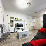 A8 - En La Carihuela, 2 Dormitorios, Wifi, A 100 Metros De La Playa Appartement Torremolinos